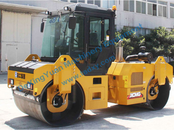 c鿴ԔϢ}XD85 Hydraulic Double Drum Vibratory Compactor xΔ1548